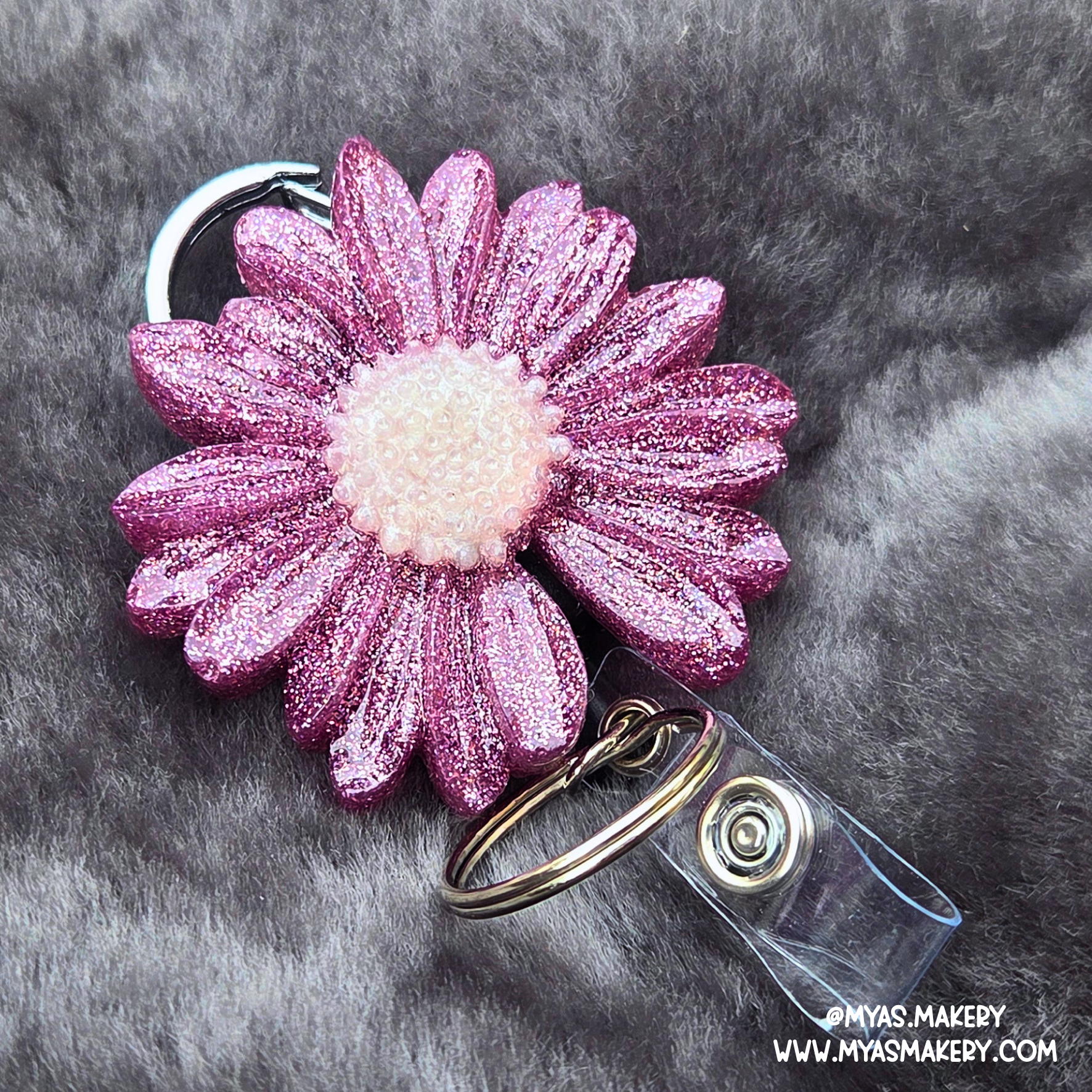 Diva dust floral badge reel - Image 2